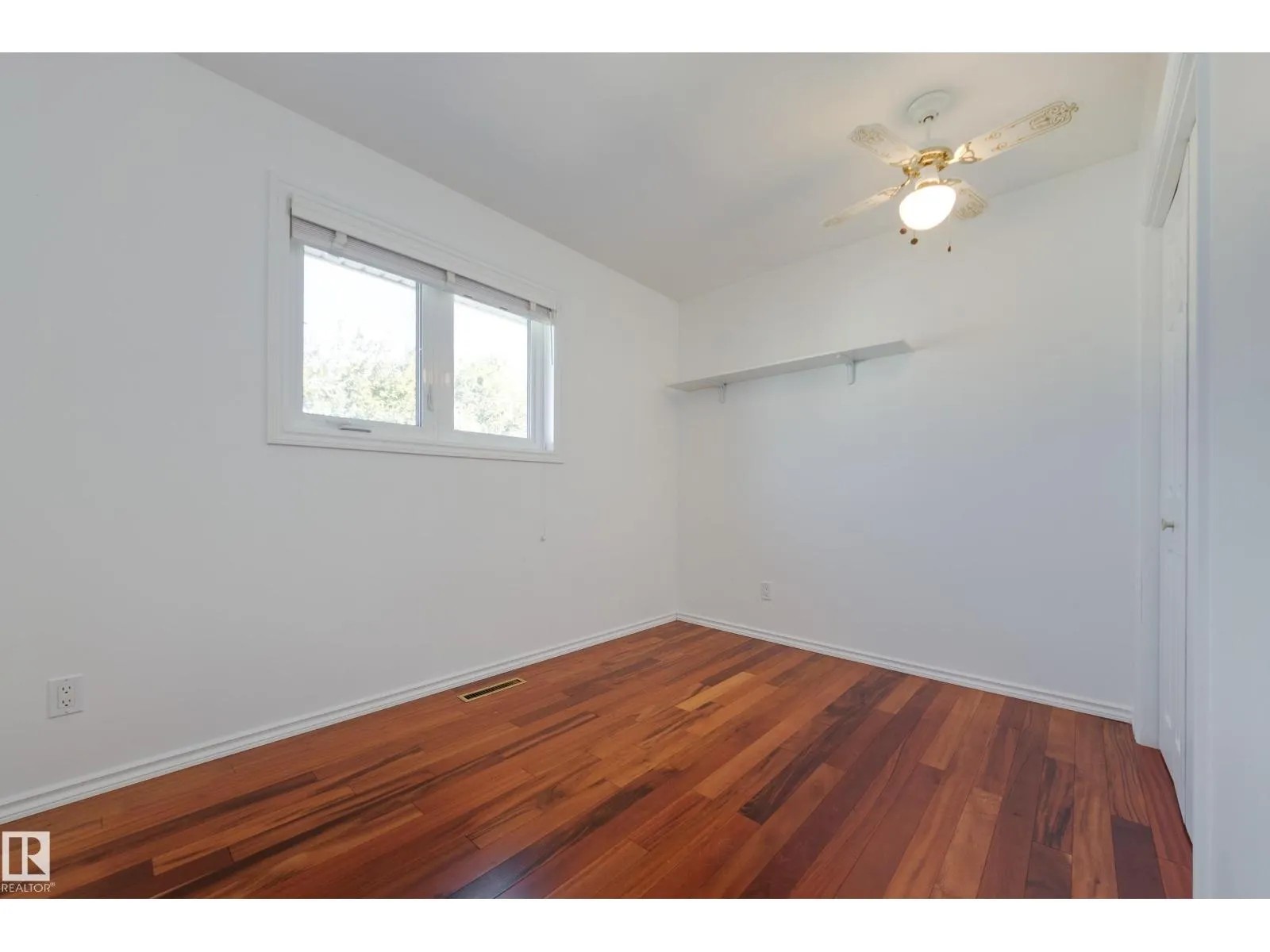 6108 84 AV NW NW