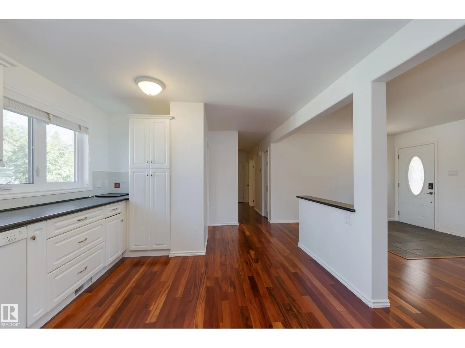 6108 84 AV NW NW