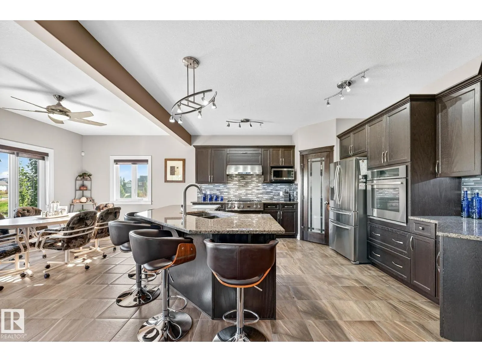 20616 131 AV NW