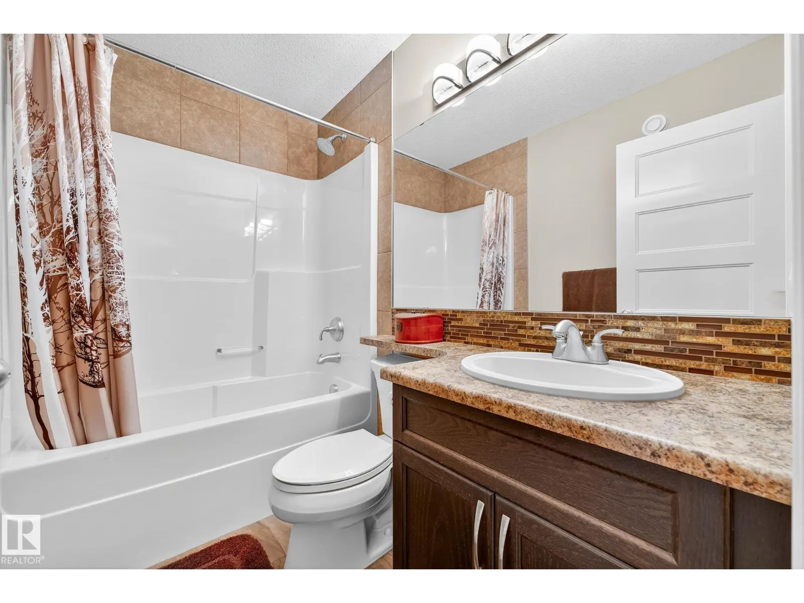 20616 131 AV NW