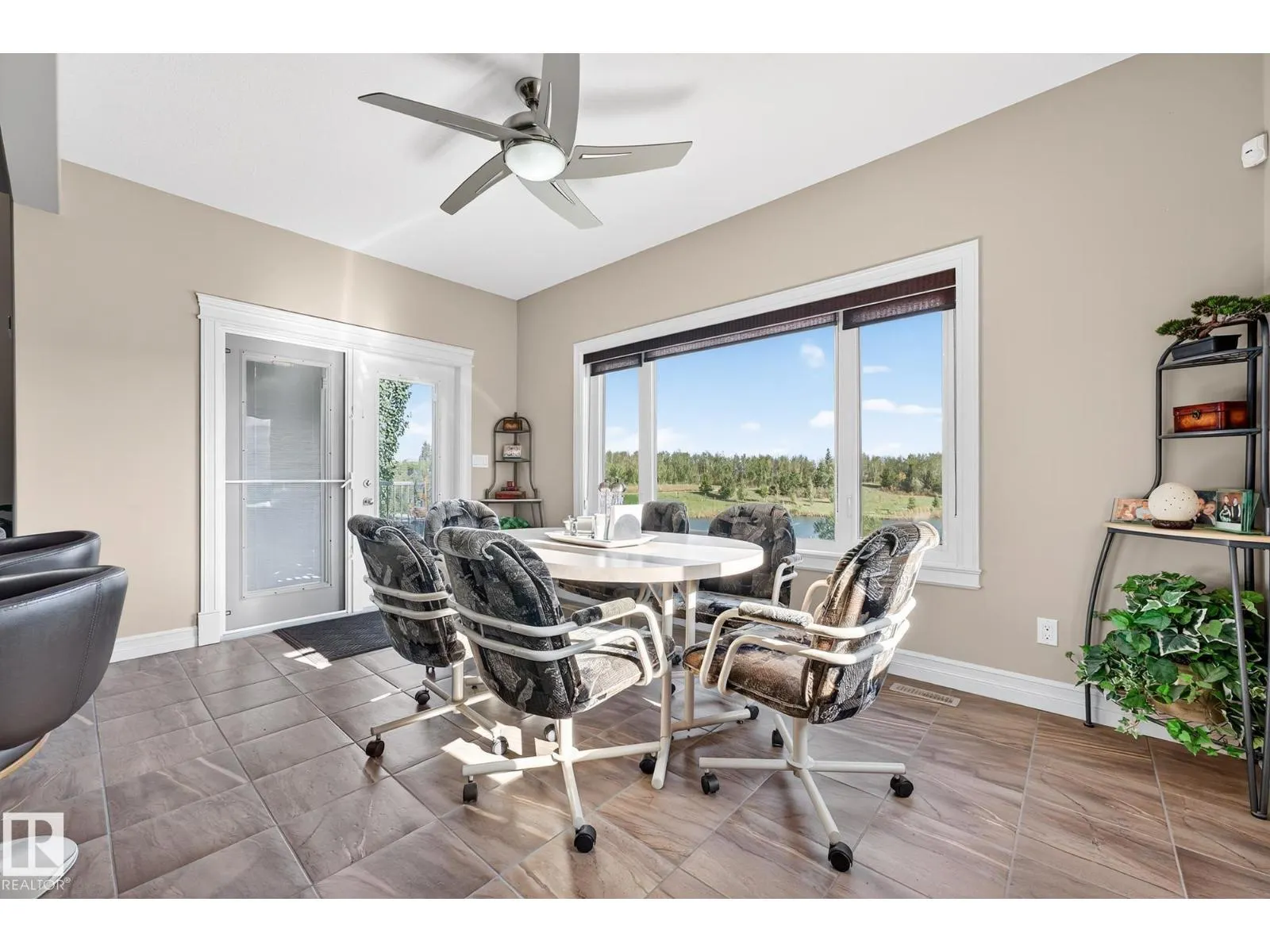 20616 131 AV NW