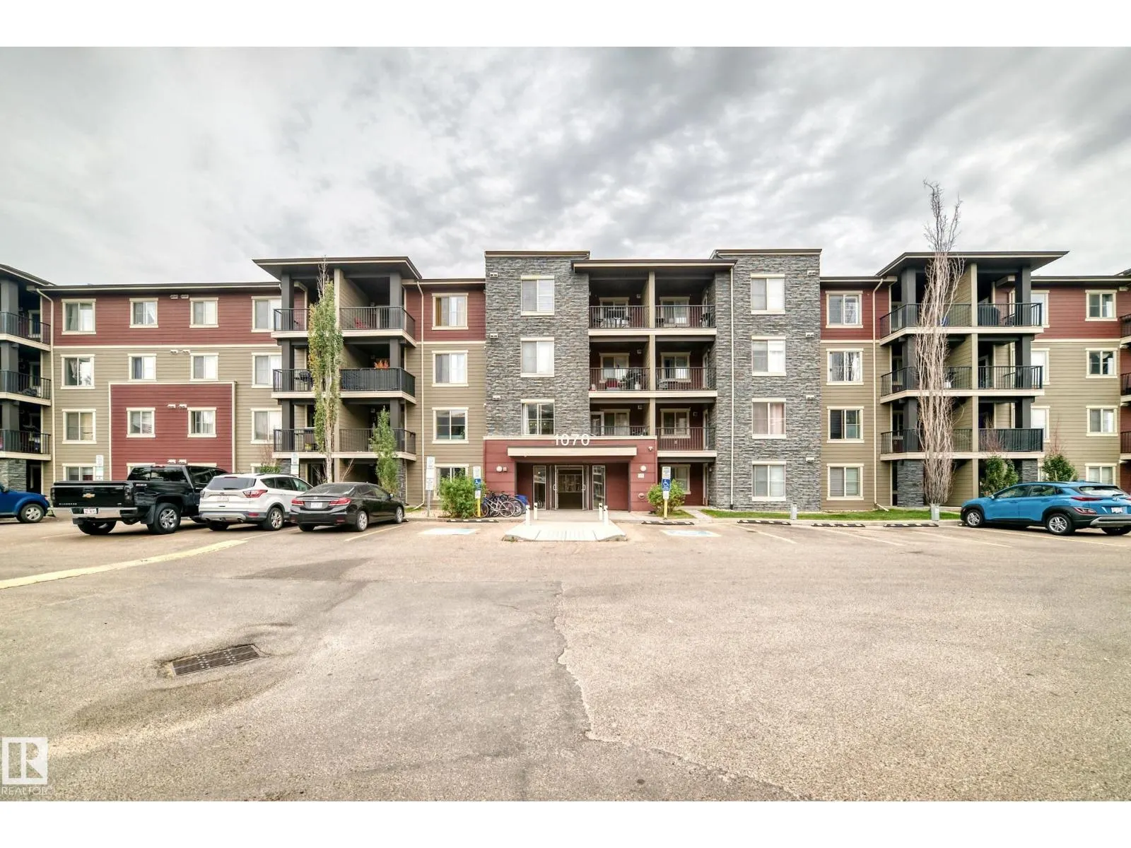 #303 1070 McConachie Blvd NW