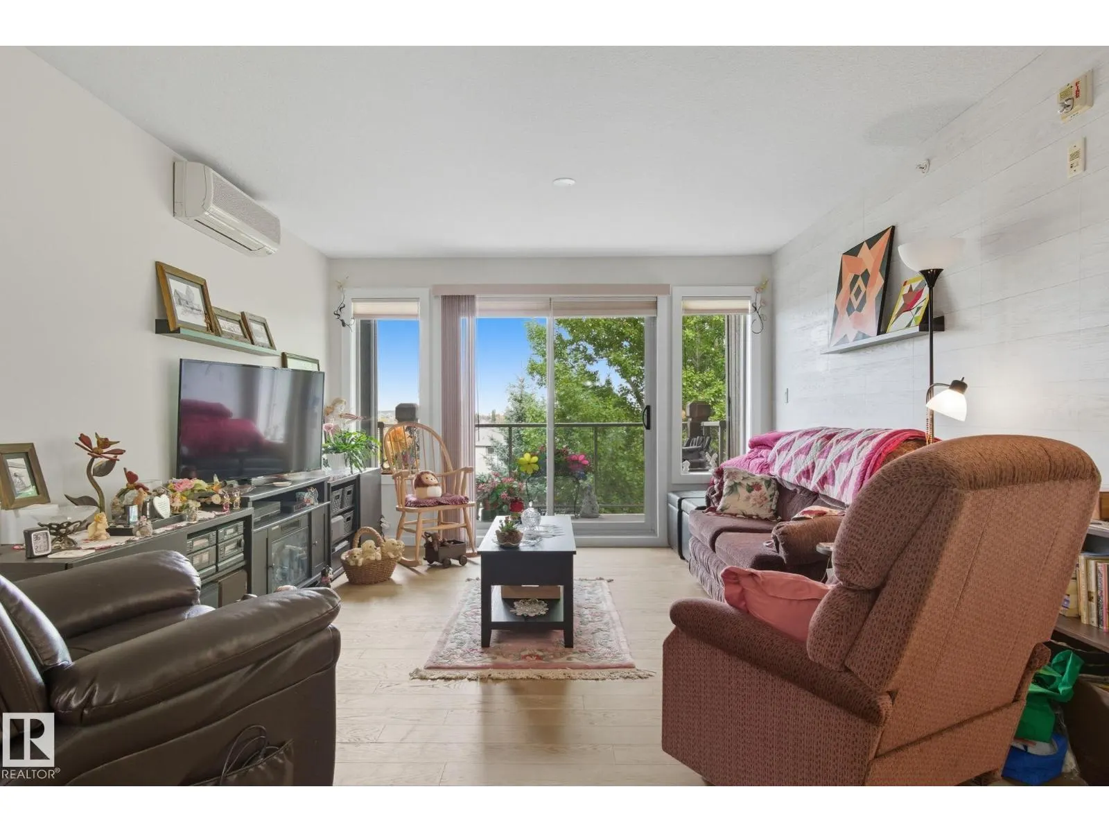 #412 278 SUDER GREENS DR NW