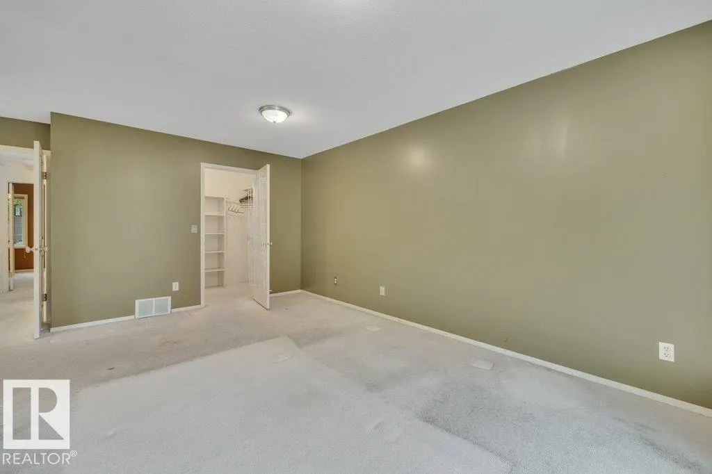 9740 101 ST NW