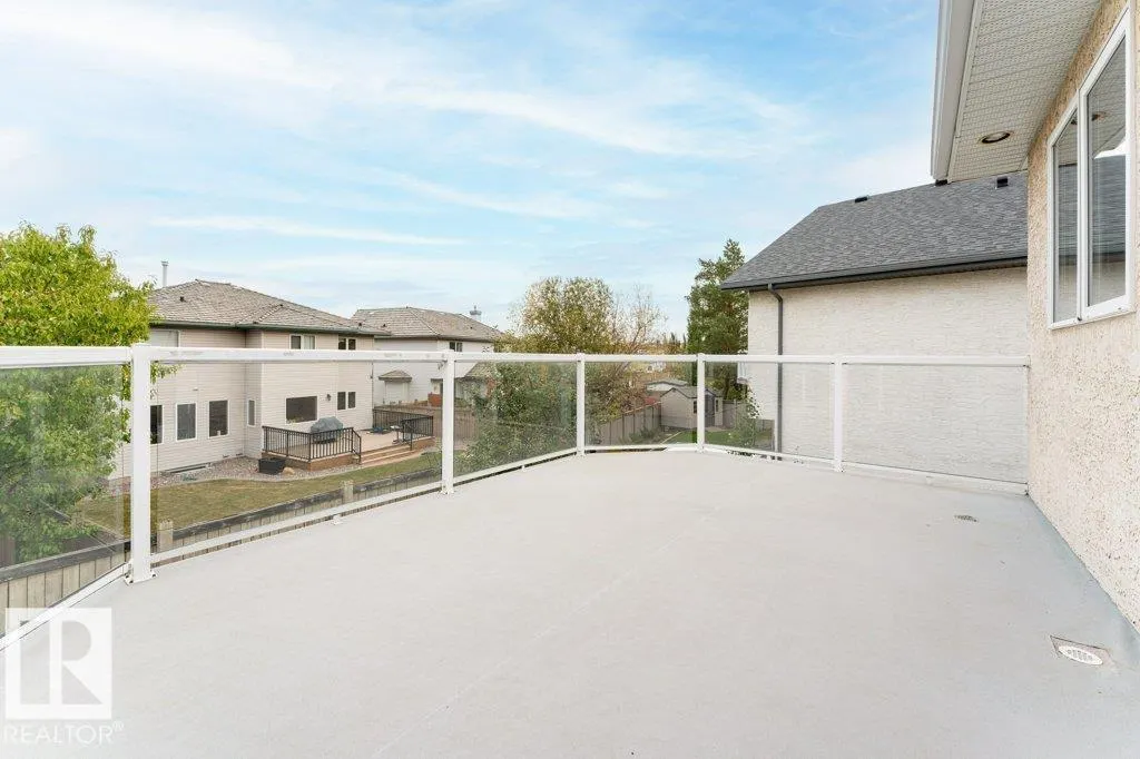 429 NORWAY CRESCENT