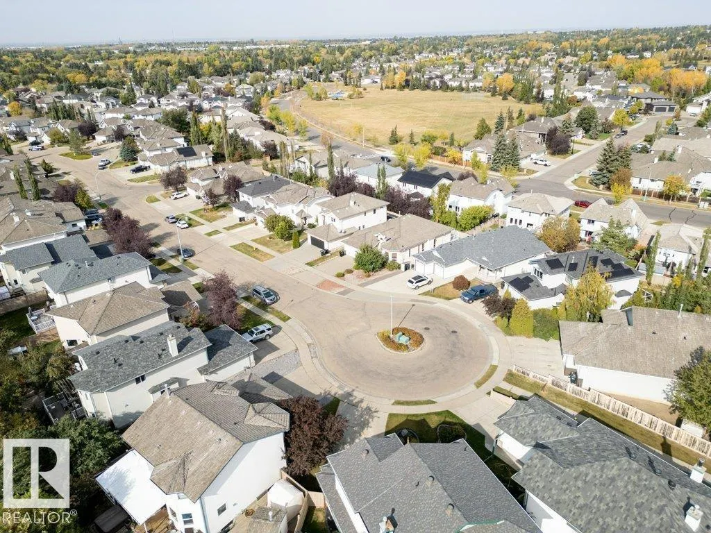 429 NORWAY CRESCENT