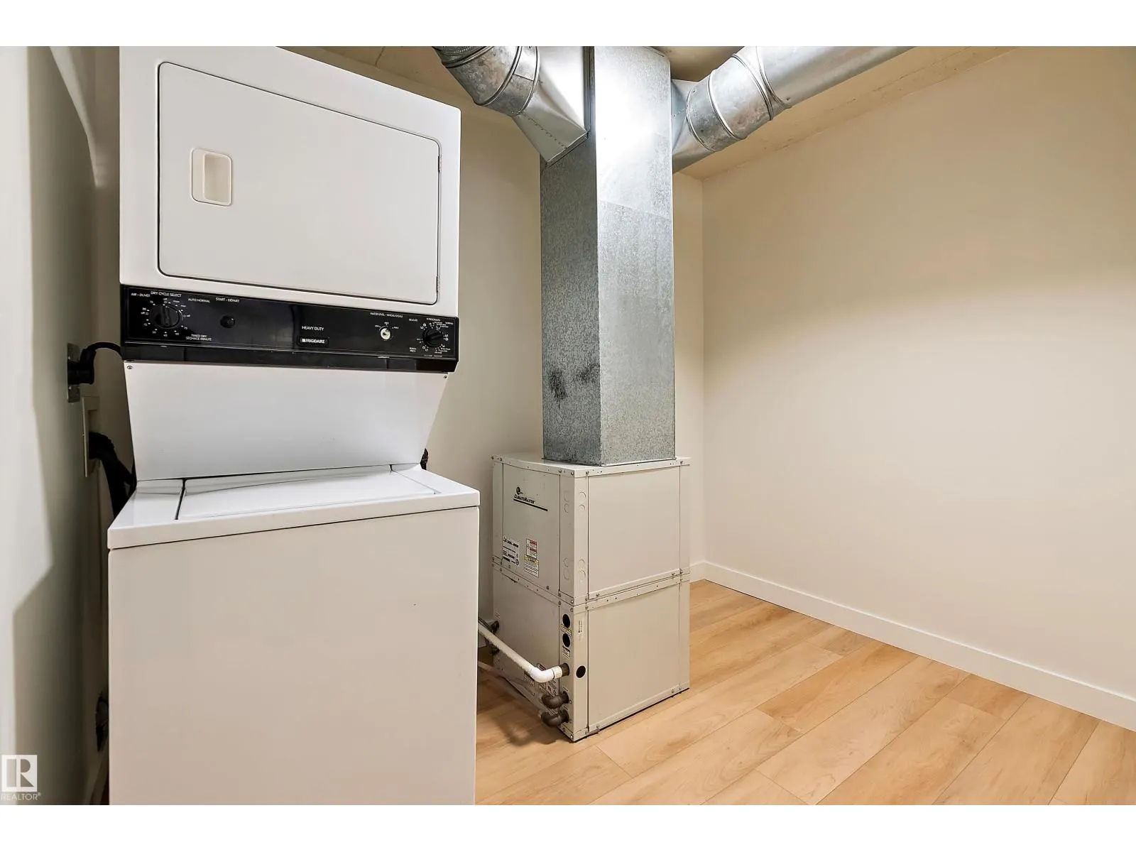10909 103 AV NW