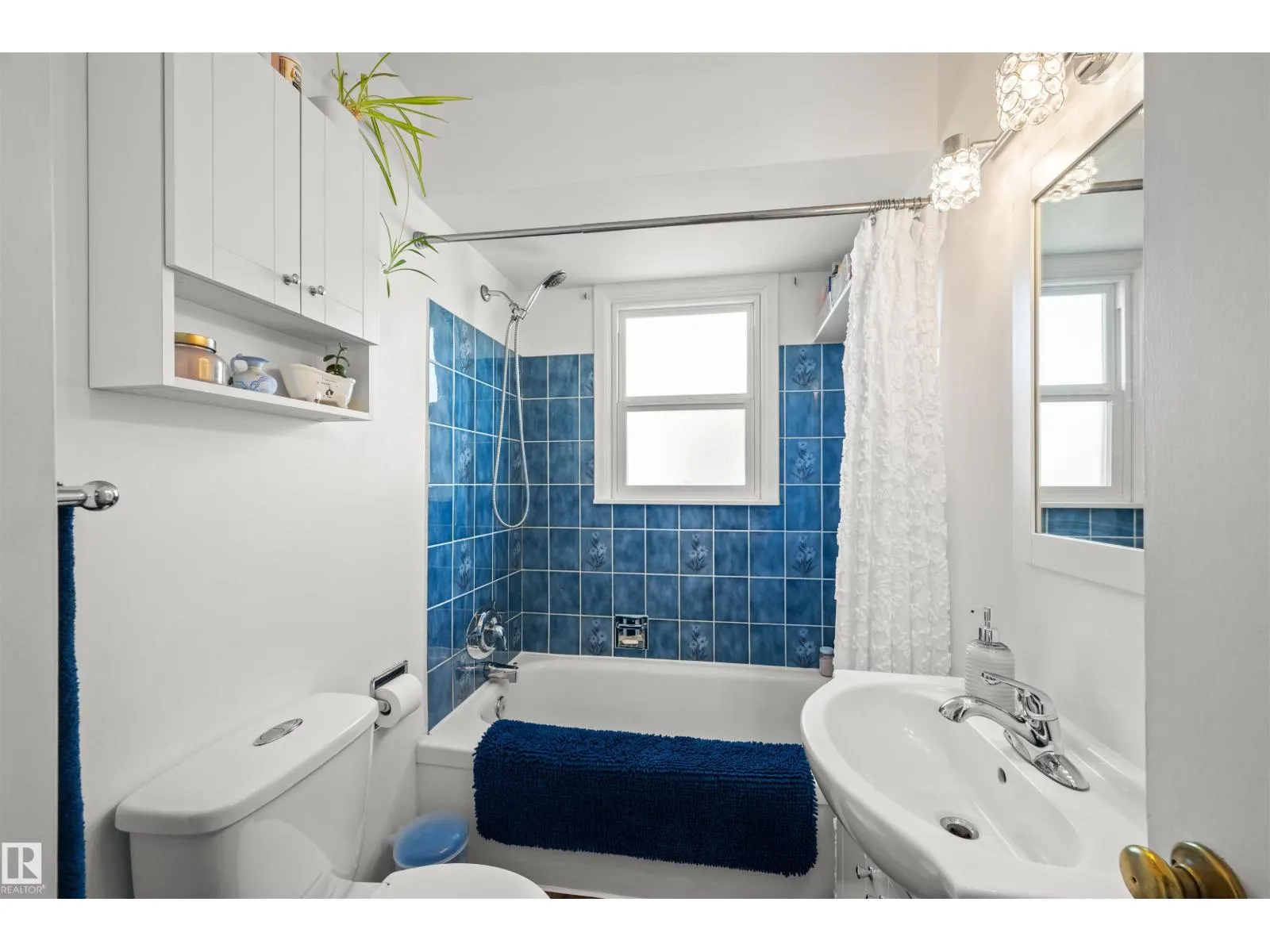 11005 38 ST NW