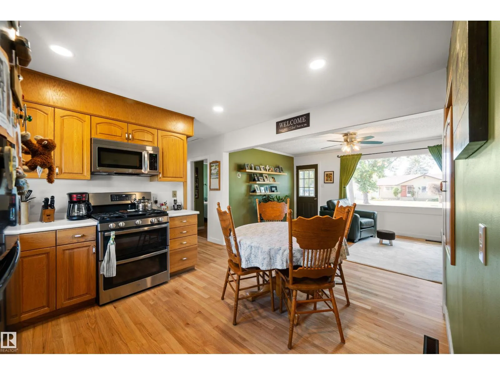 11005 38 ST NW