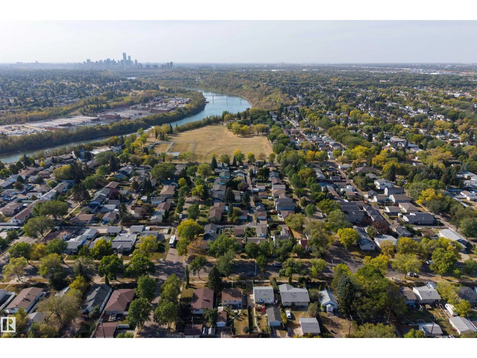 11005 38 ST NW