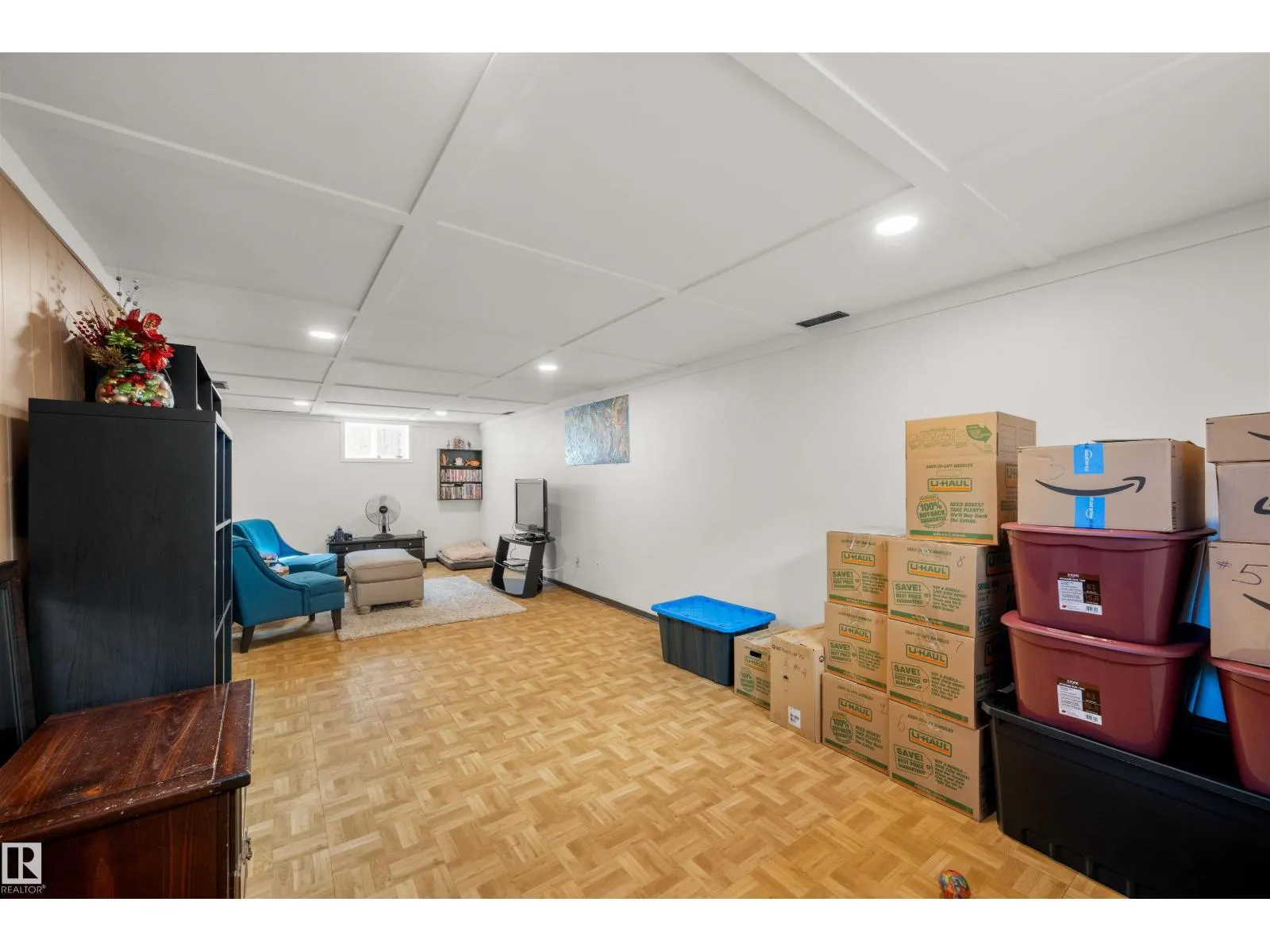 11005 38 ST NW