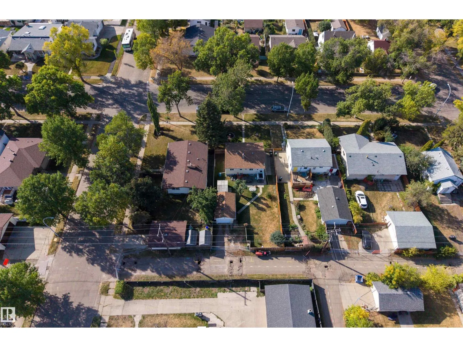 11005 38 ST NW