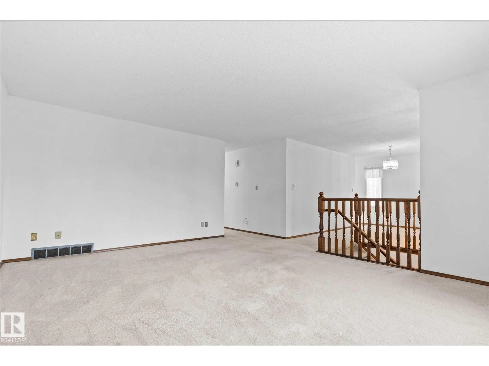 48 MCKEAN WY