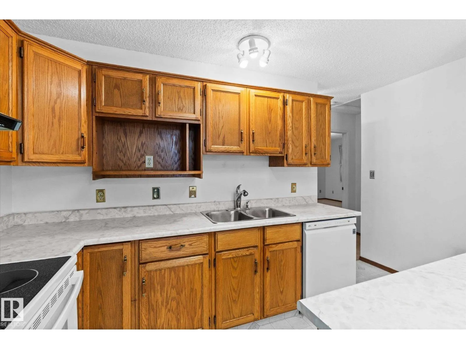 48 MCKEAN WY