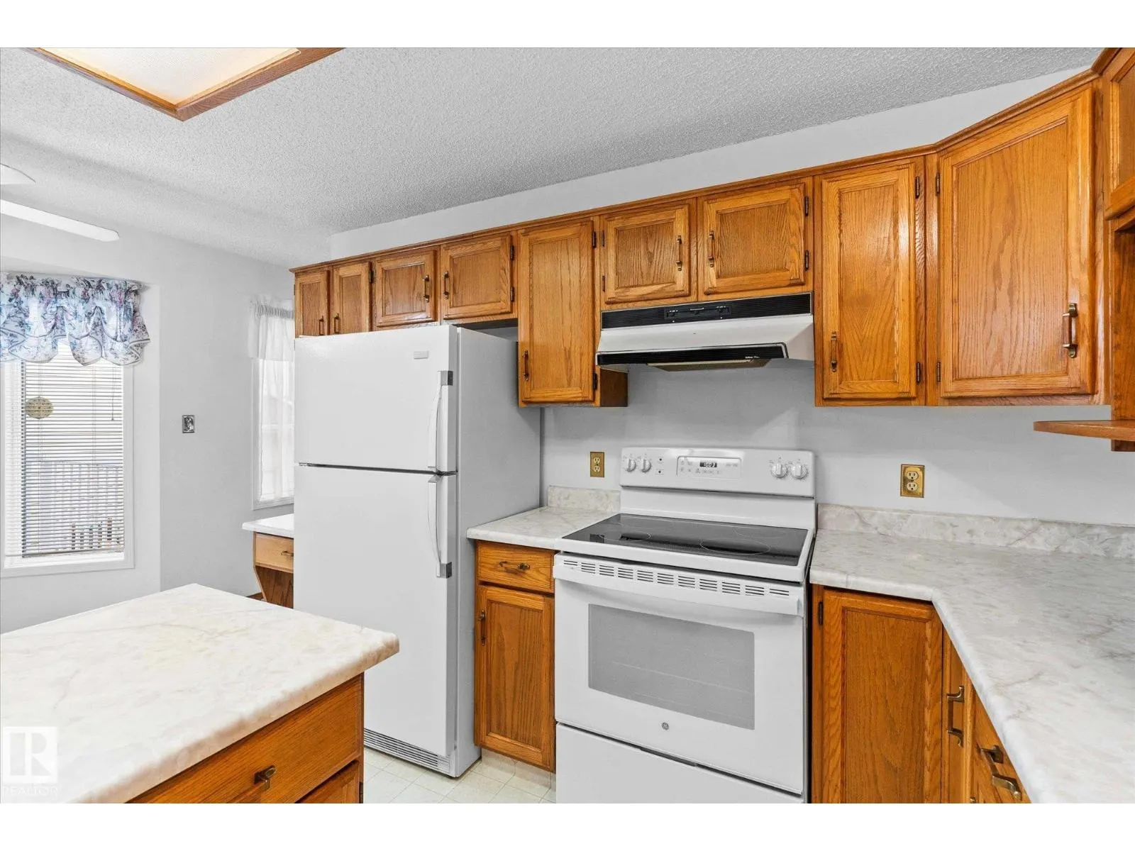 48 MCKEAN WY