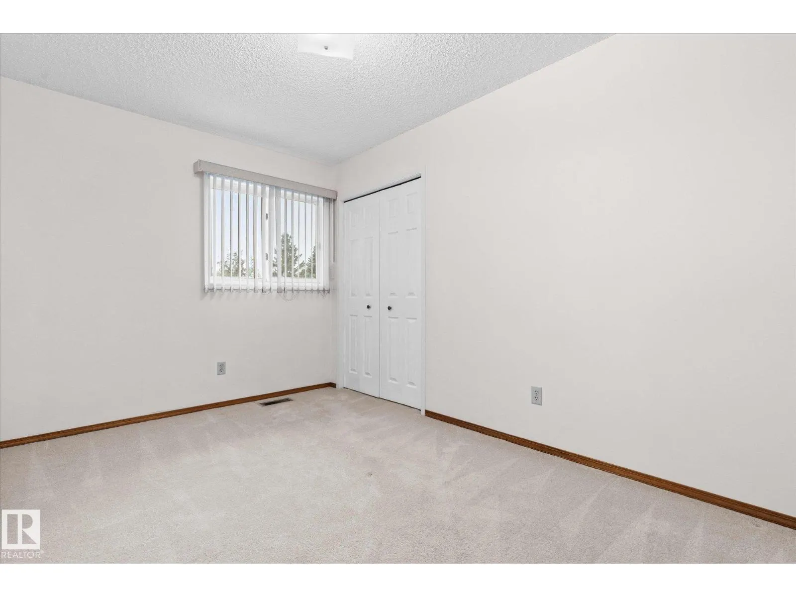 48 MCKEAN WY