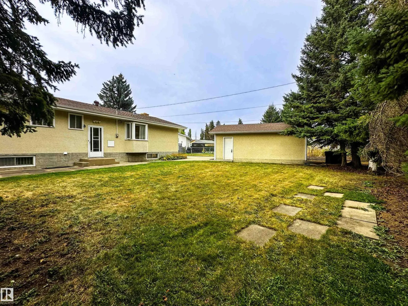 107 ANDREWS CR