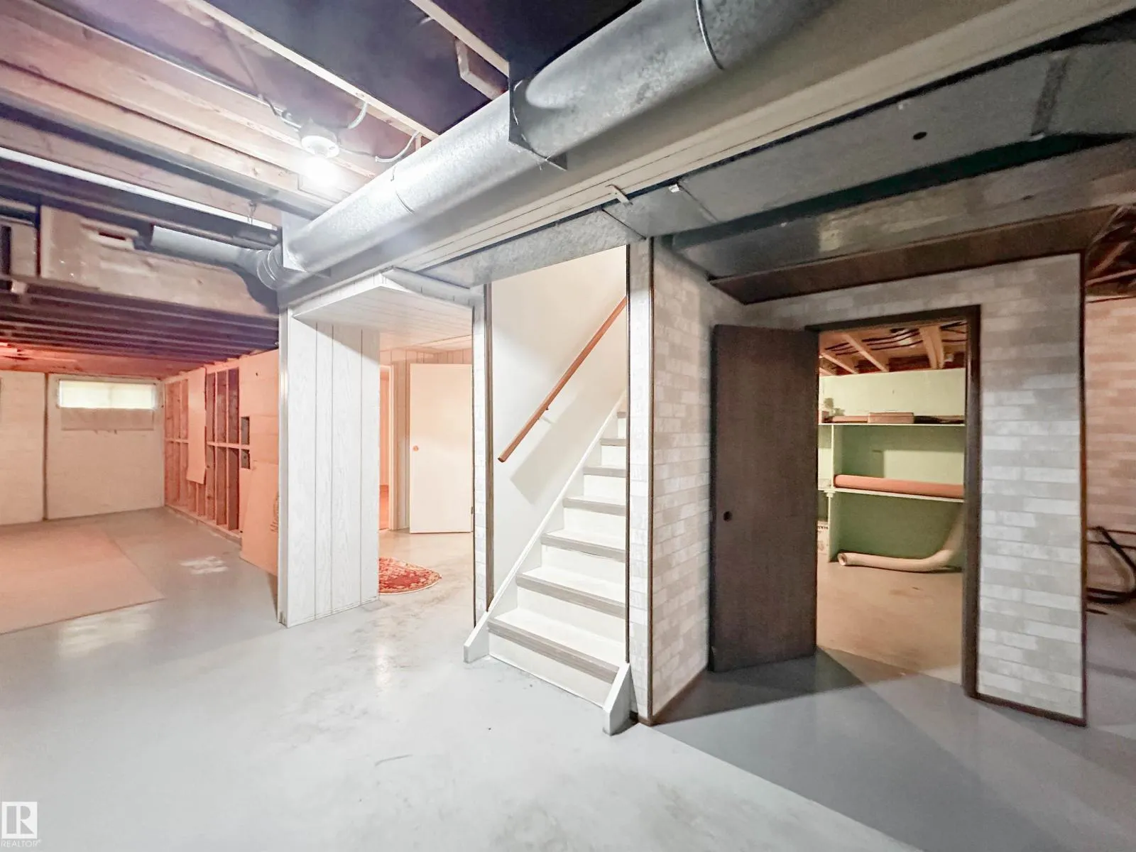 107 ANDREWS CR
