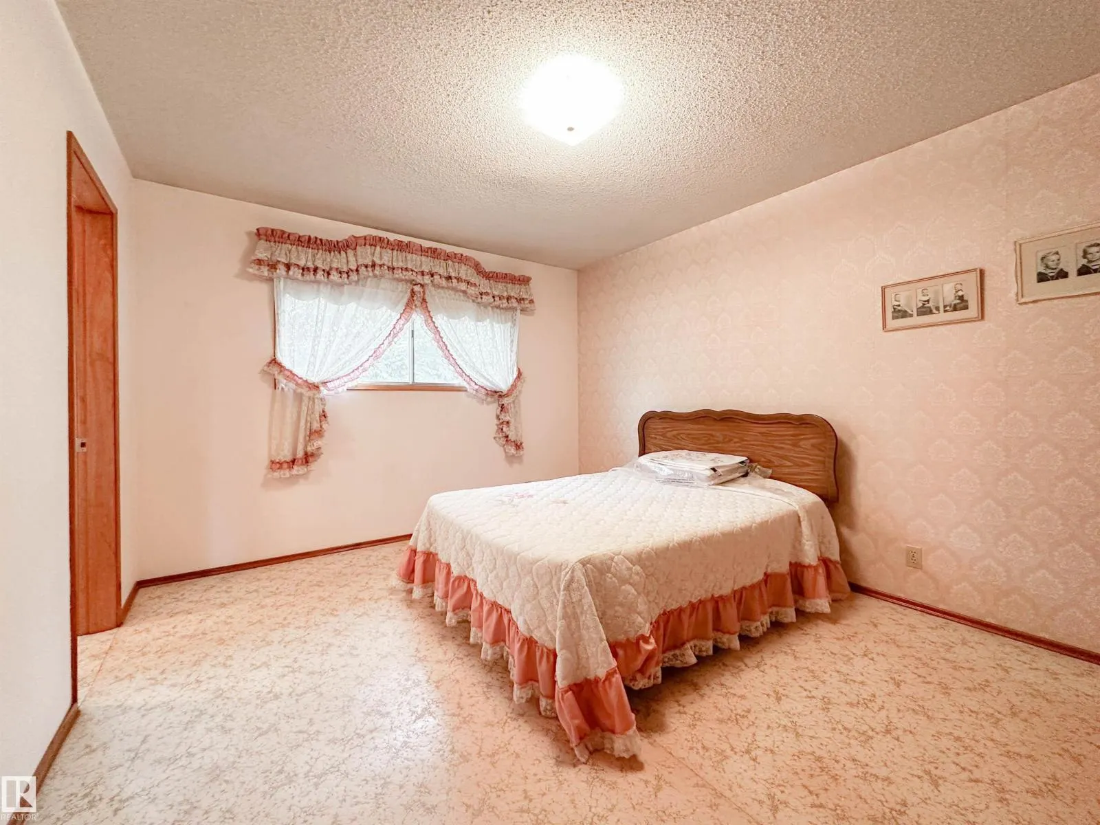 107 ANDREWS CR
