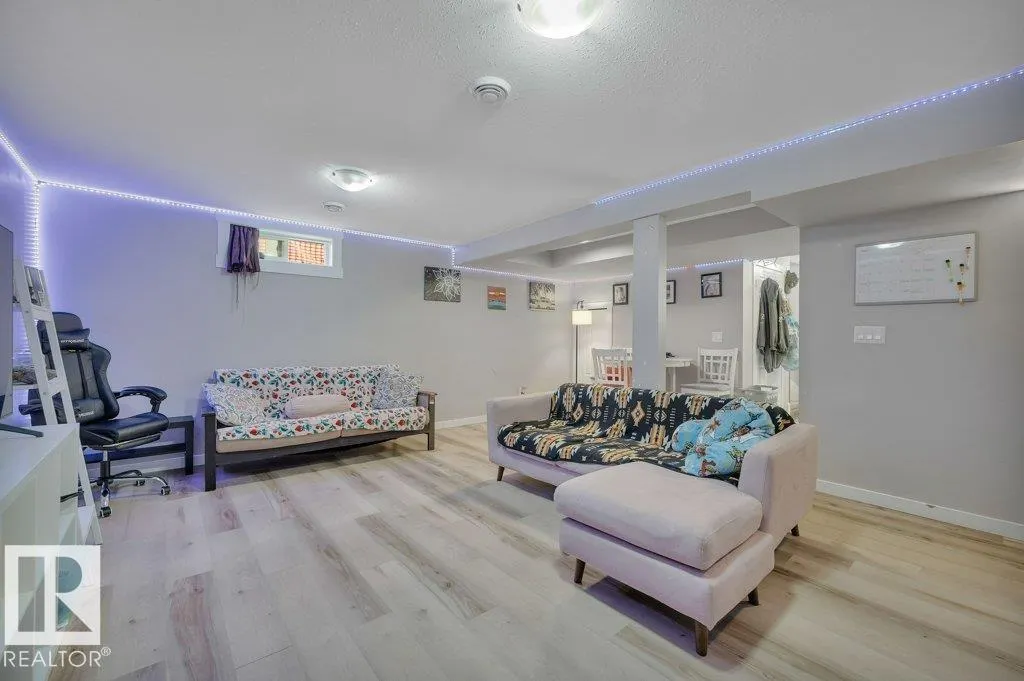 7519 150 AV NW