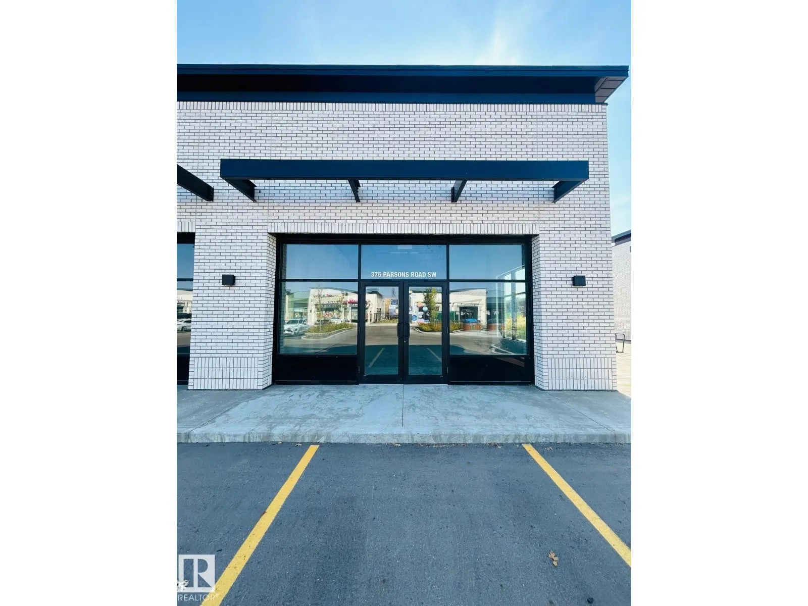 369 PARSONS RD SW