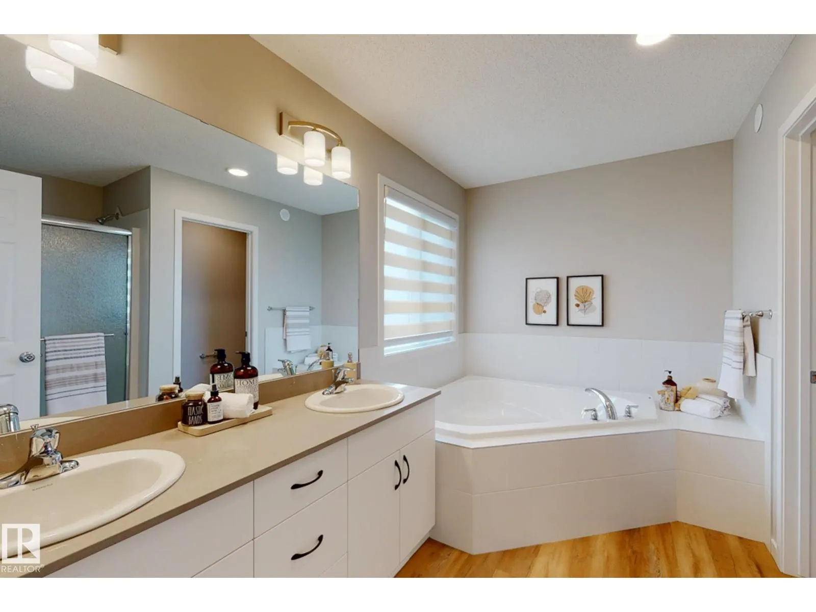 1143 South Creek Wynd