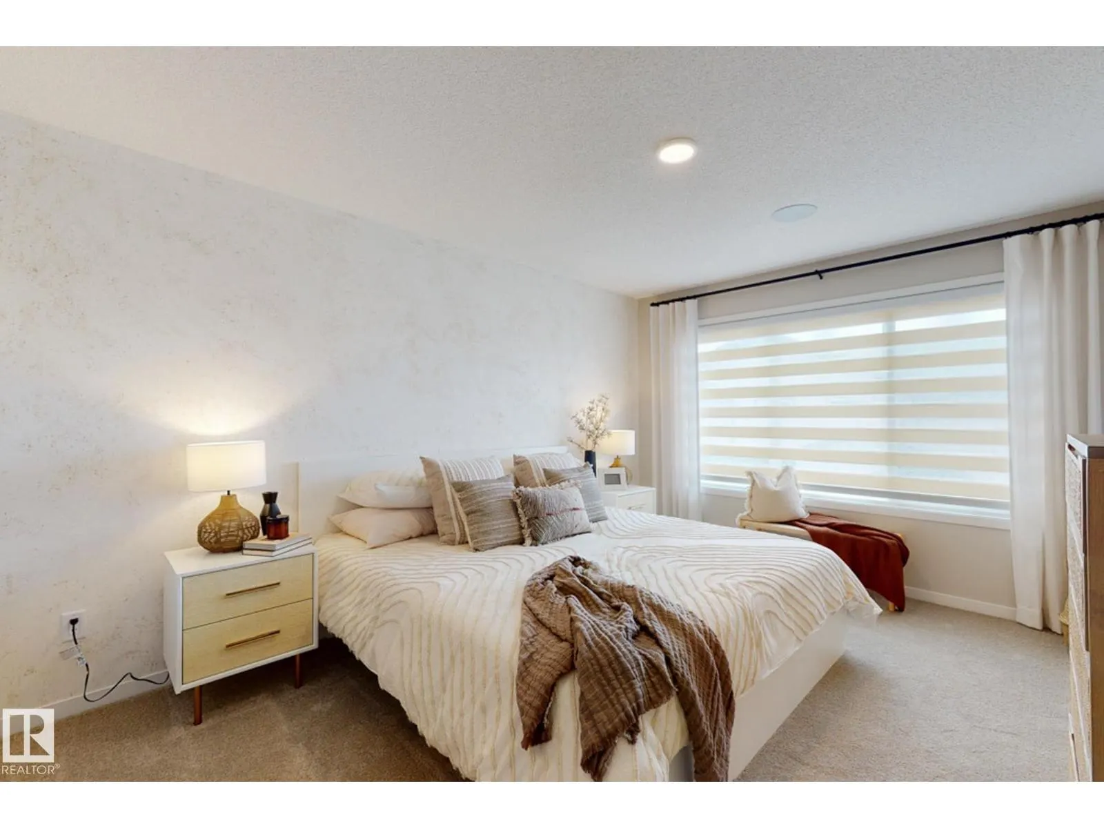 1143 South Creek Wynd