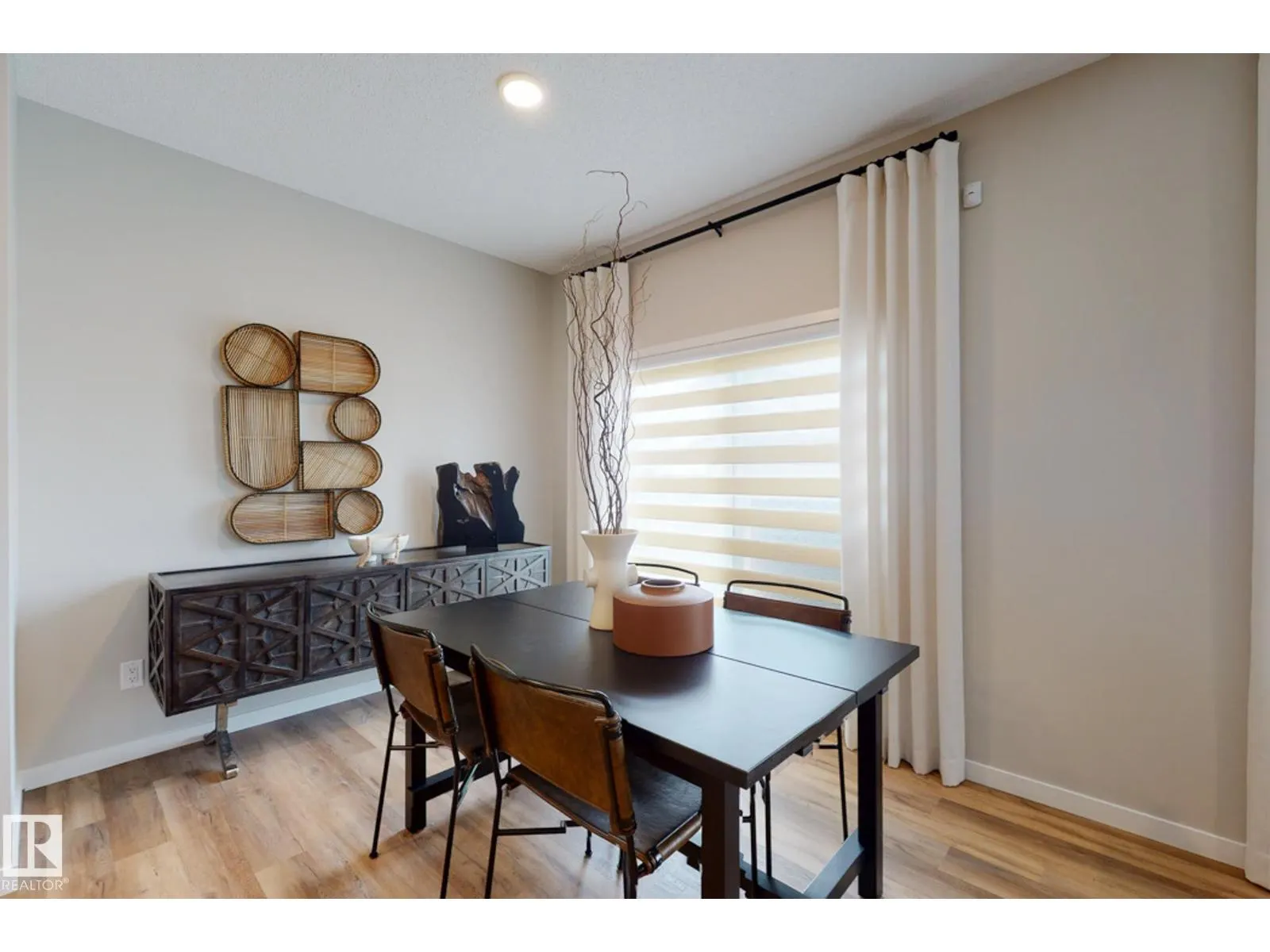 1143 South Creek Wynd