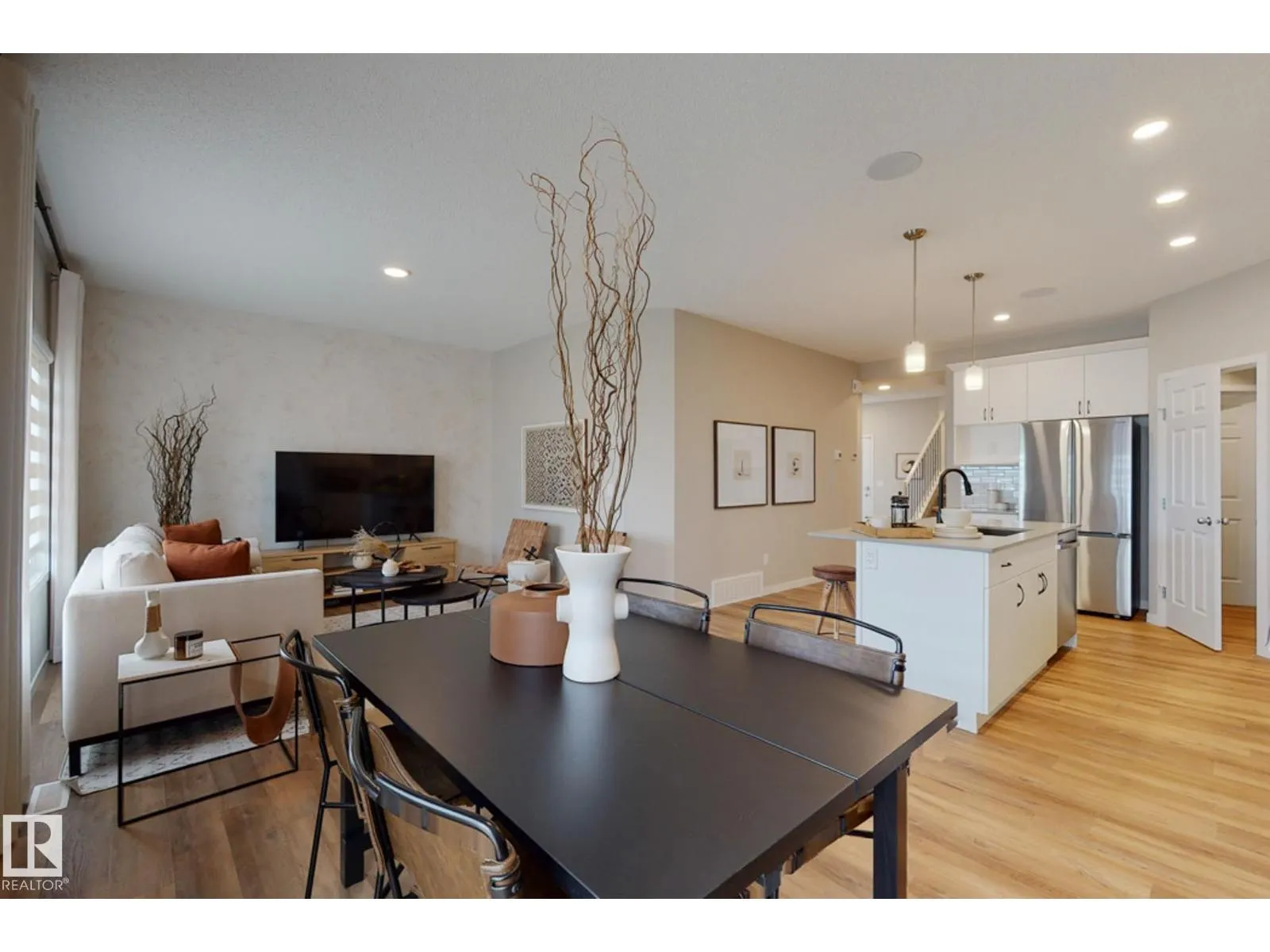 1143 South Creek Wynd