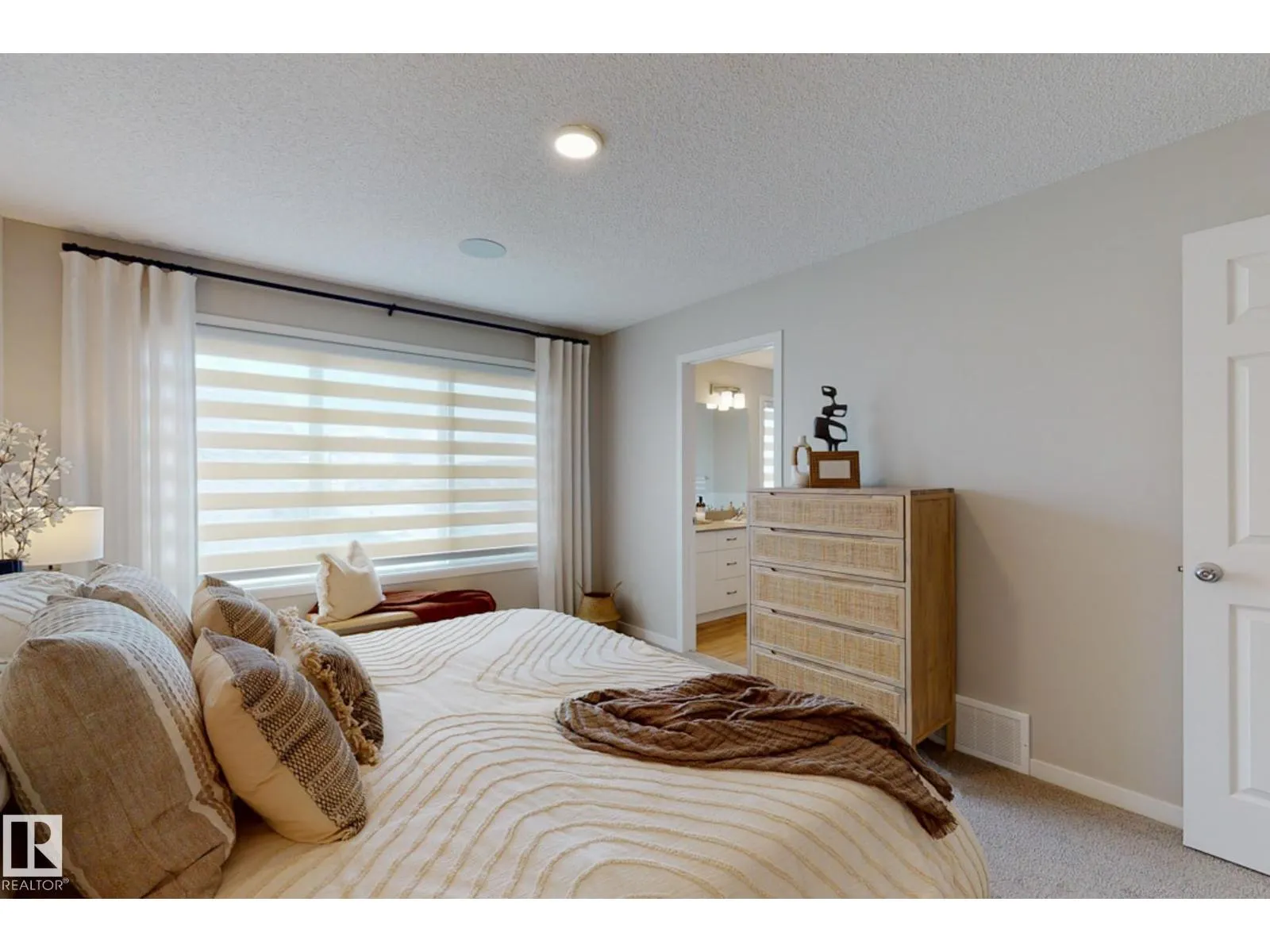 1143 South Creek Wynd