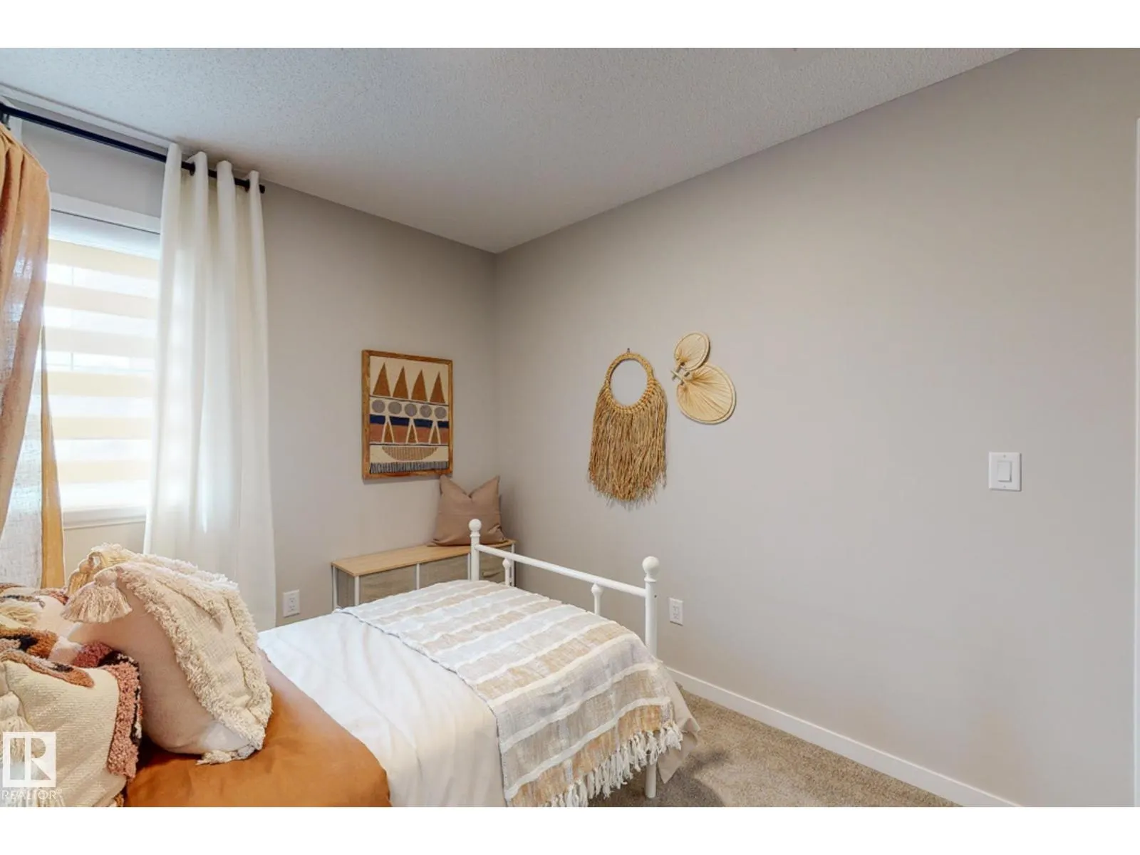 1143 South Creek Wynd