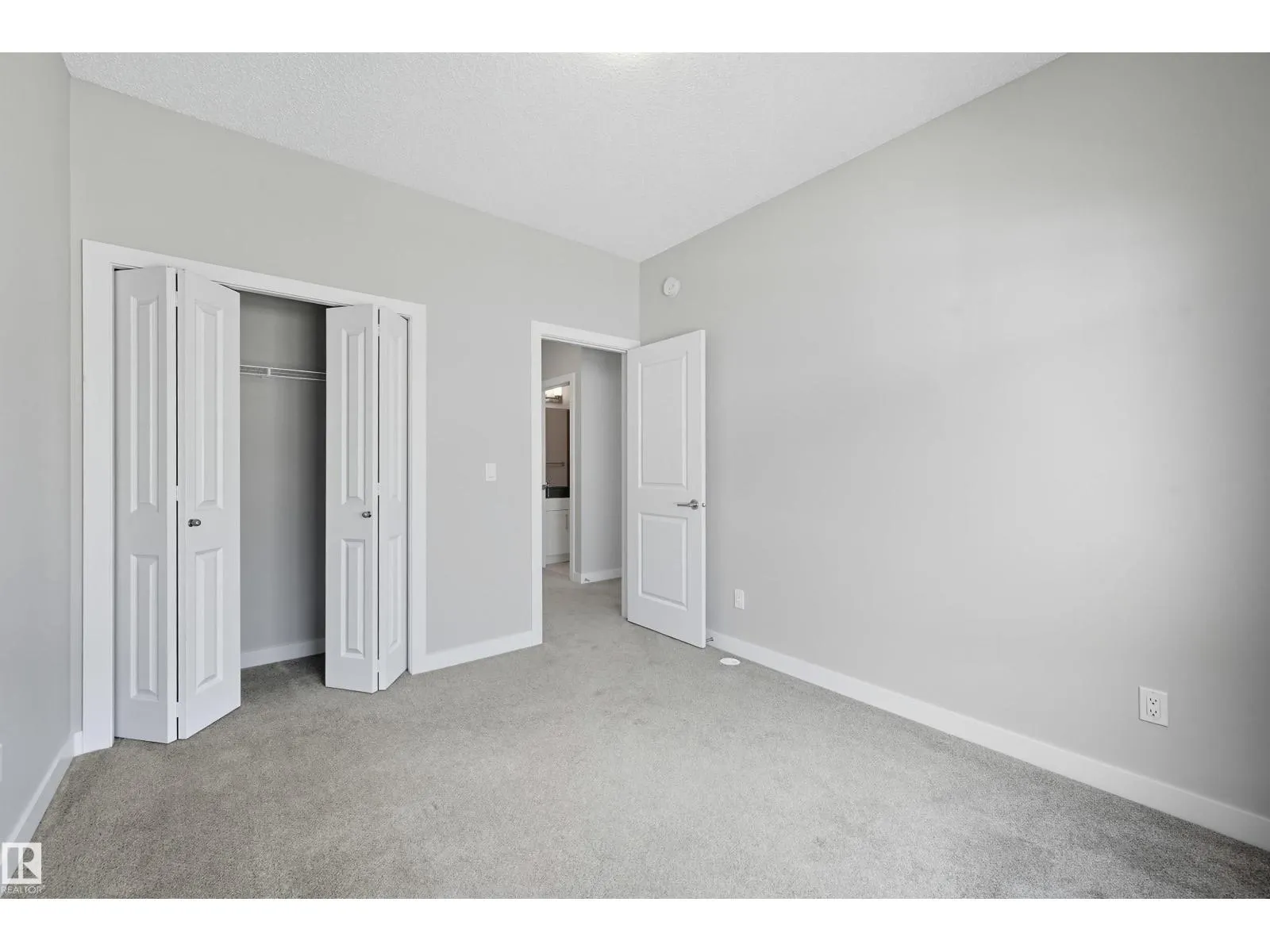 #51 804 WELSH DR SW