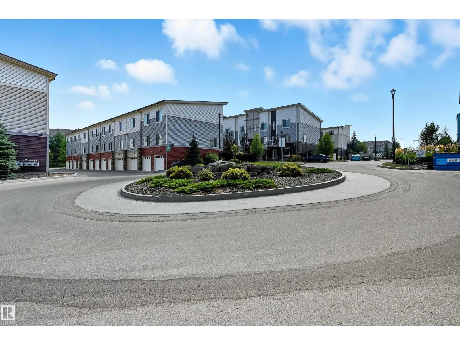 #51 804 WELSH DR SW