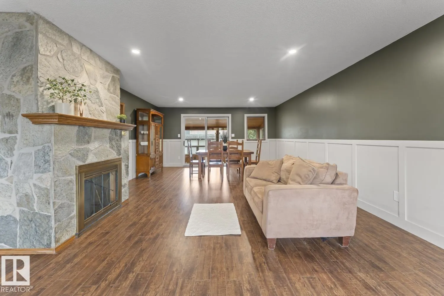 5213 56 ST