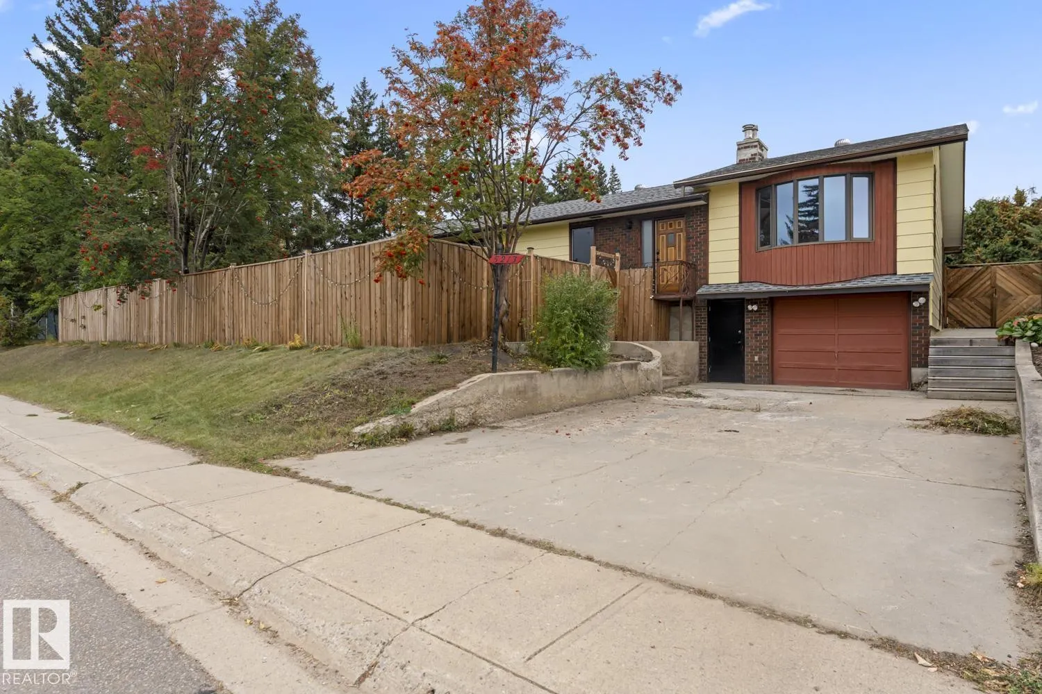 5213 56 ST