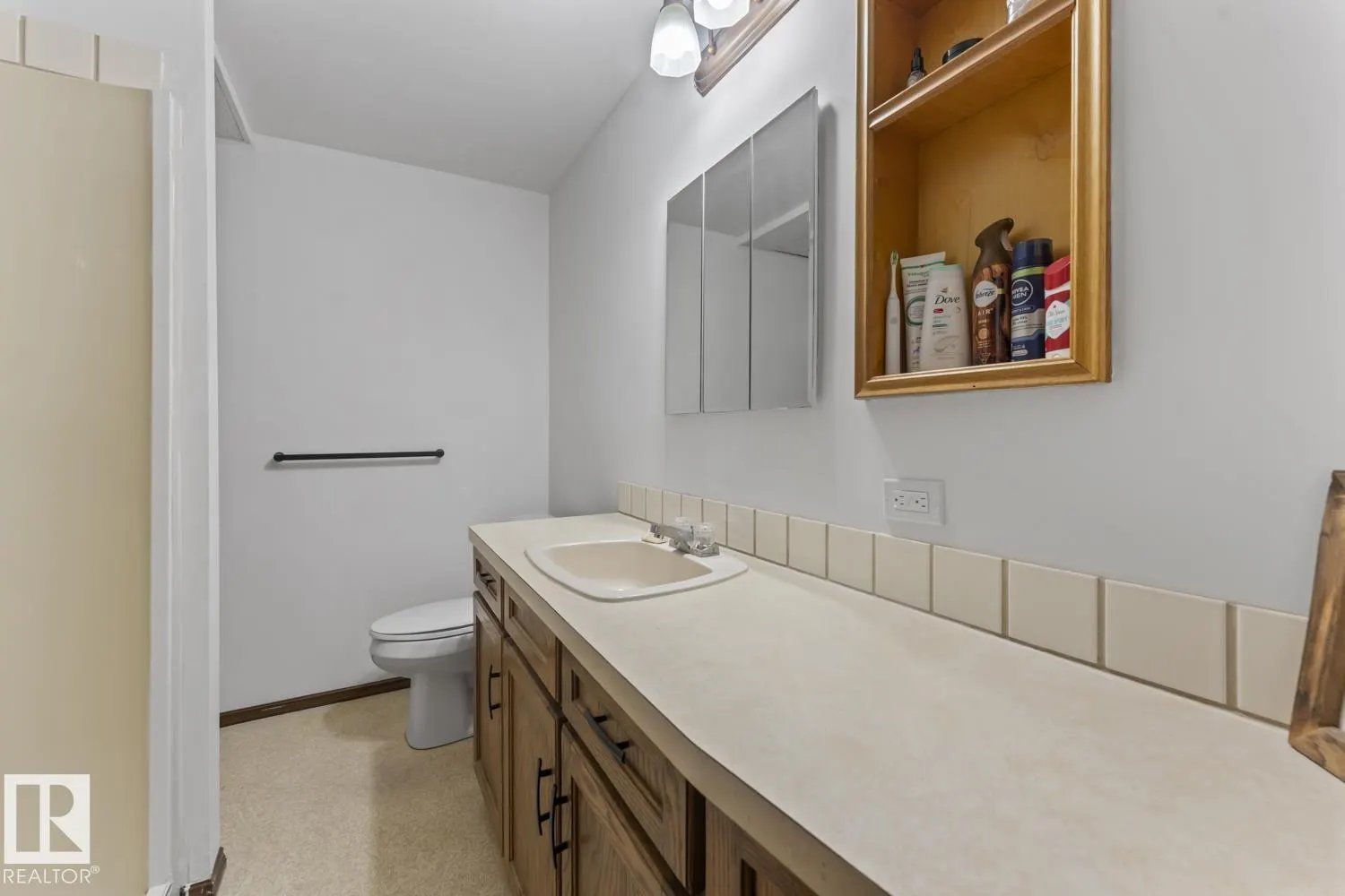 5213 56 ST