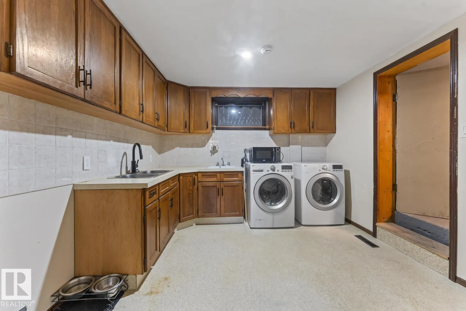 5213 56 ST