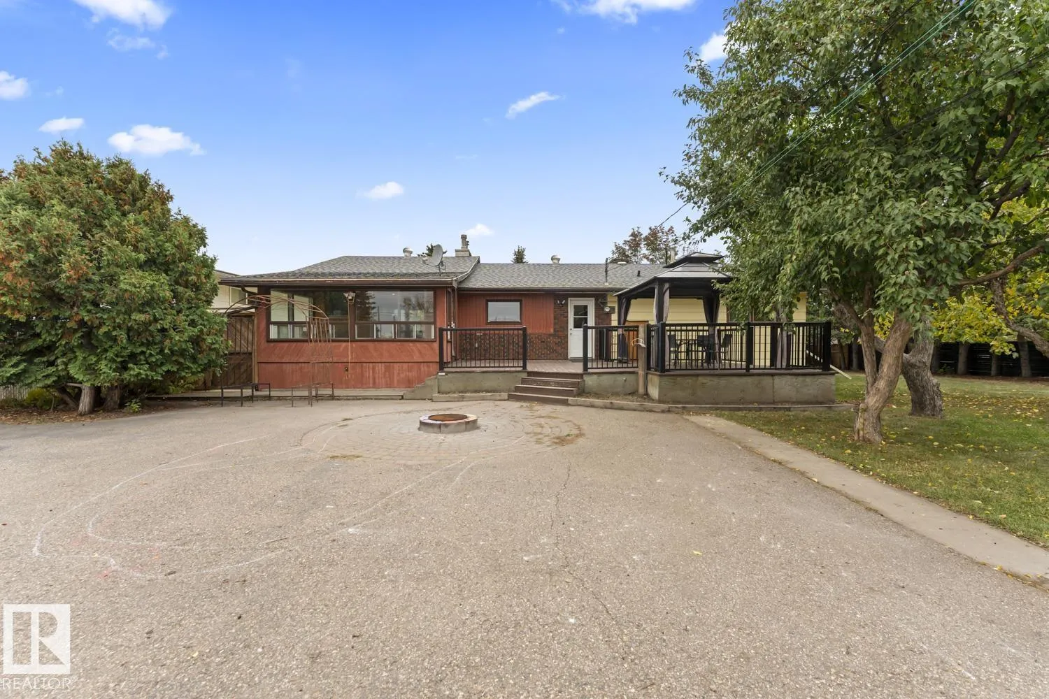 5213 56 ST