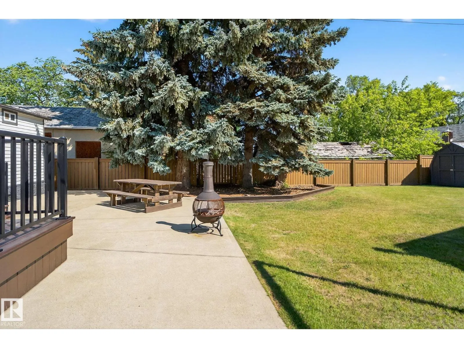 4611 48 ST