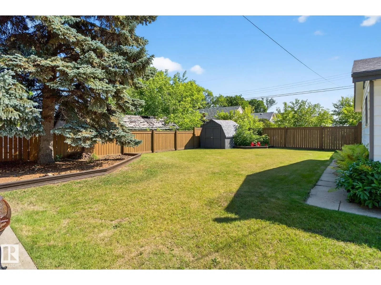 4611 48 ST