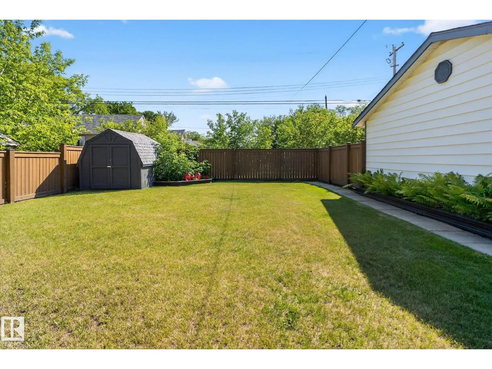 4611 48 ST