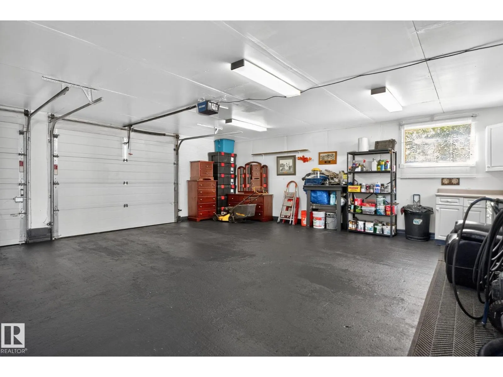 4611 48 ST