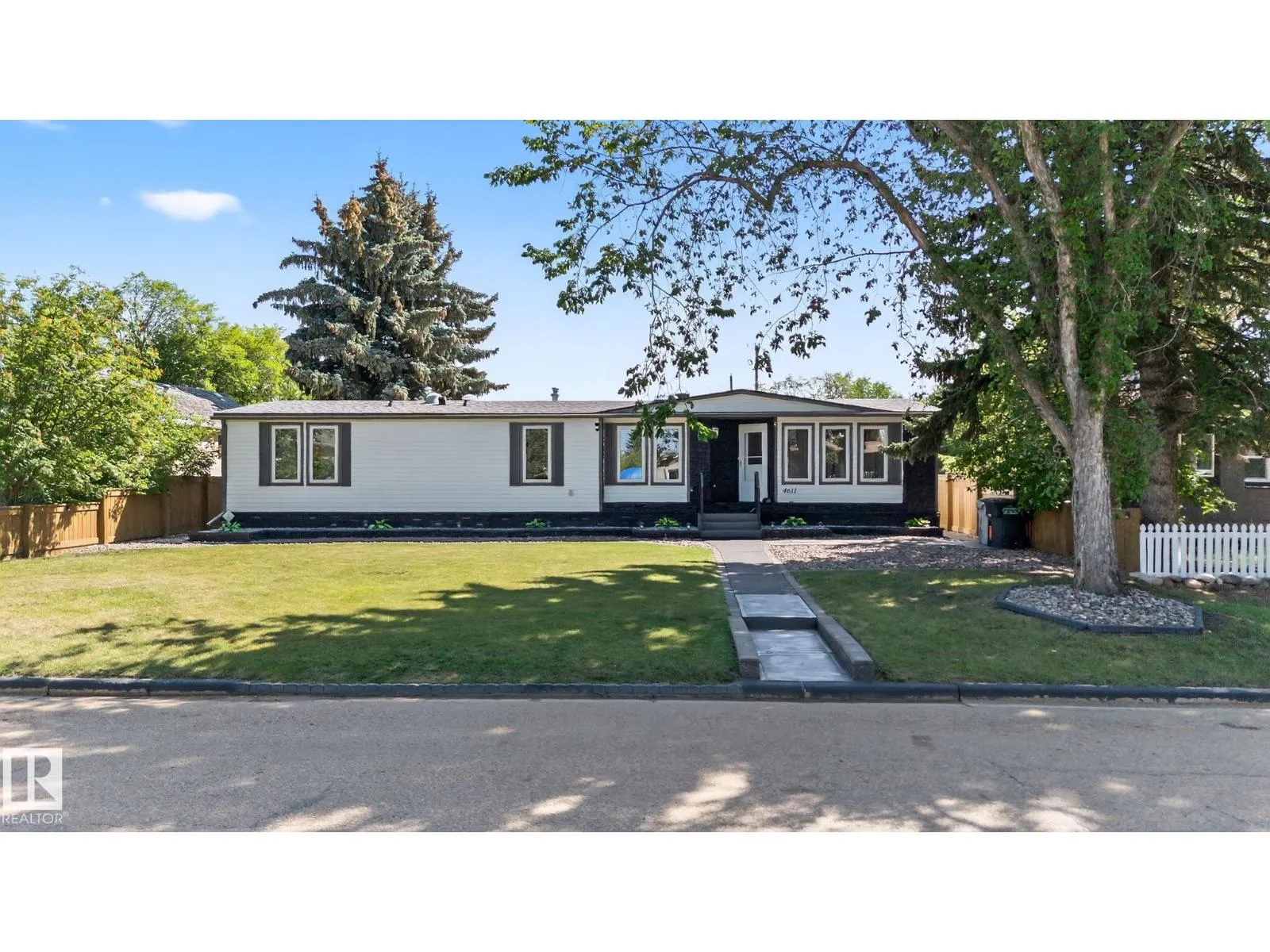4611 48 ST
