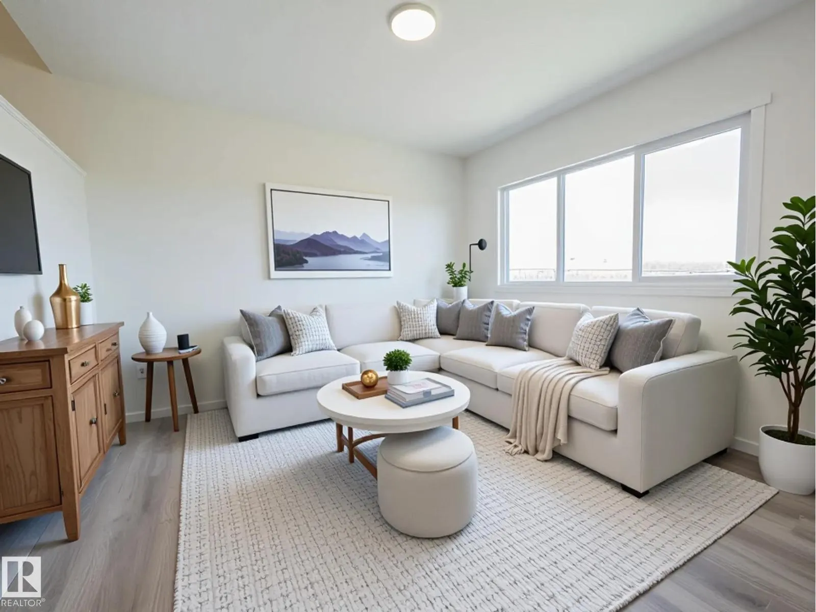 8712 224 ST NW