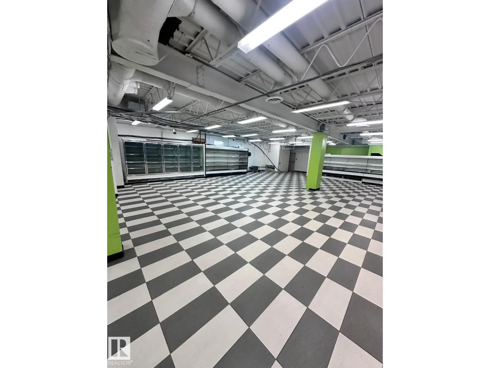 10709 105 ST NW