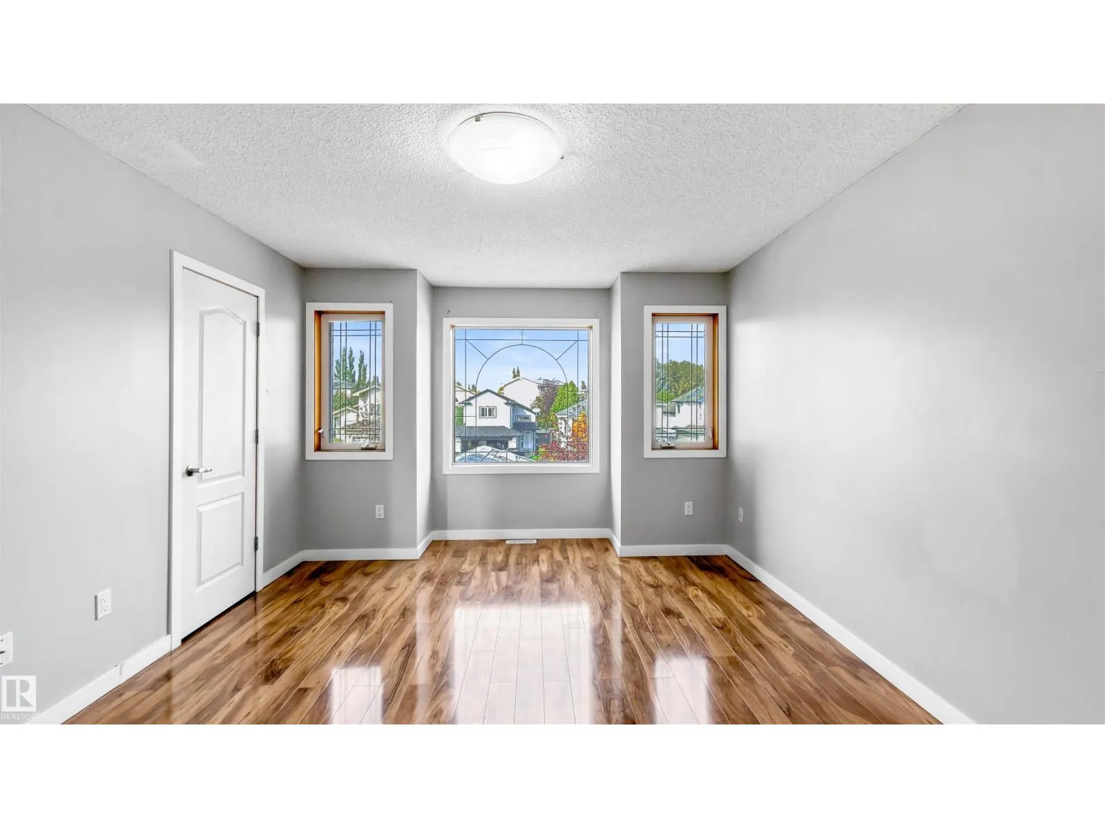 806 HIGHWOOD BV