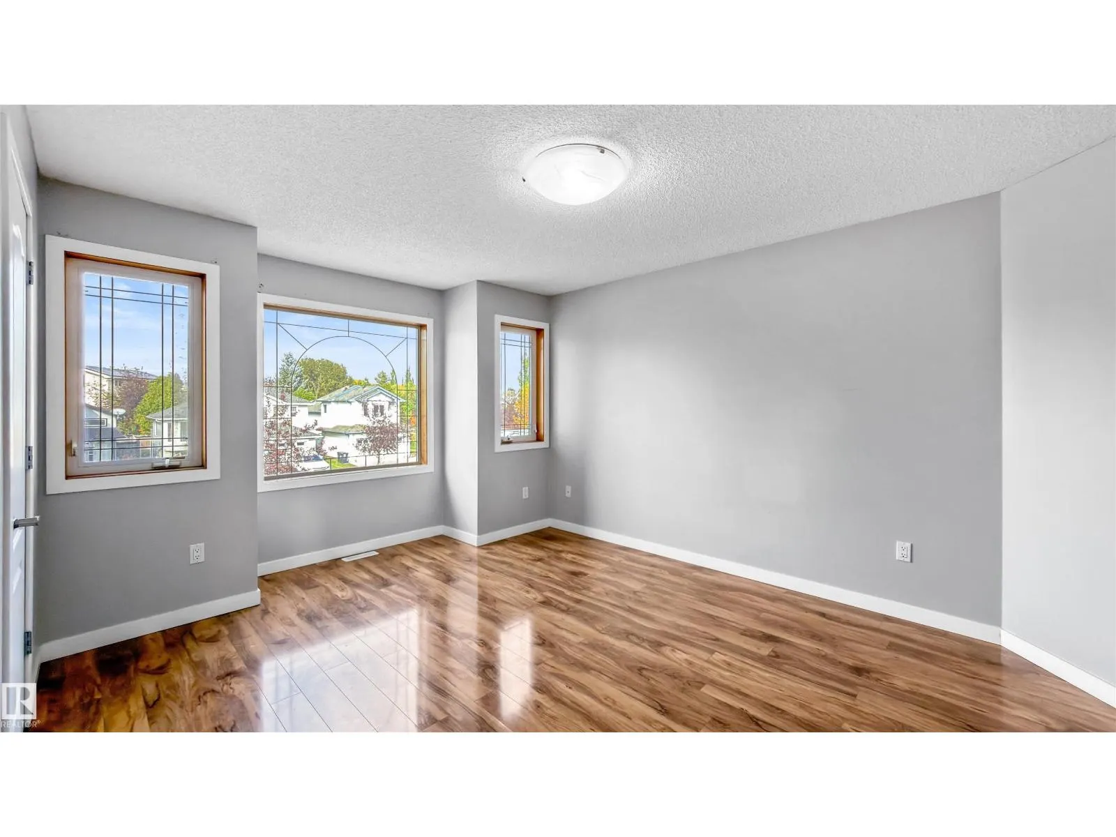 806 HIGHWOOD BV