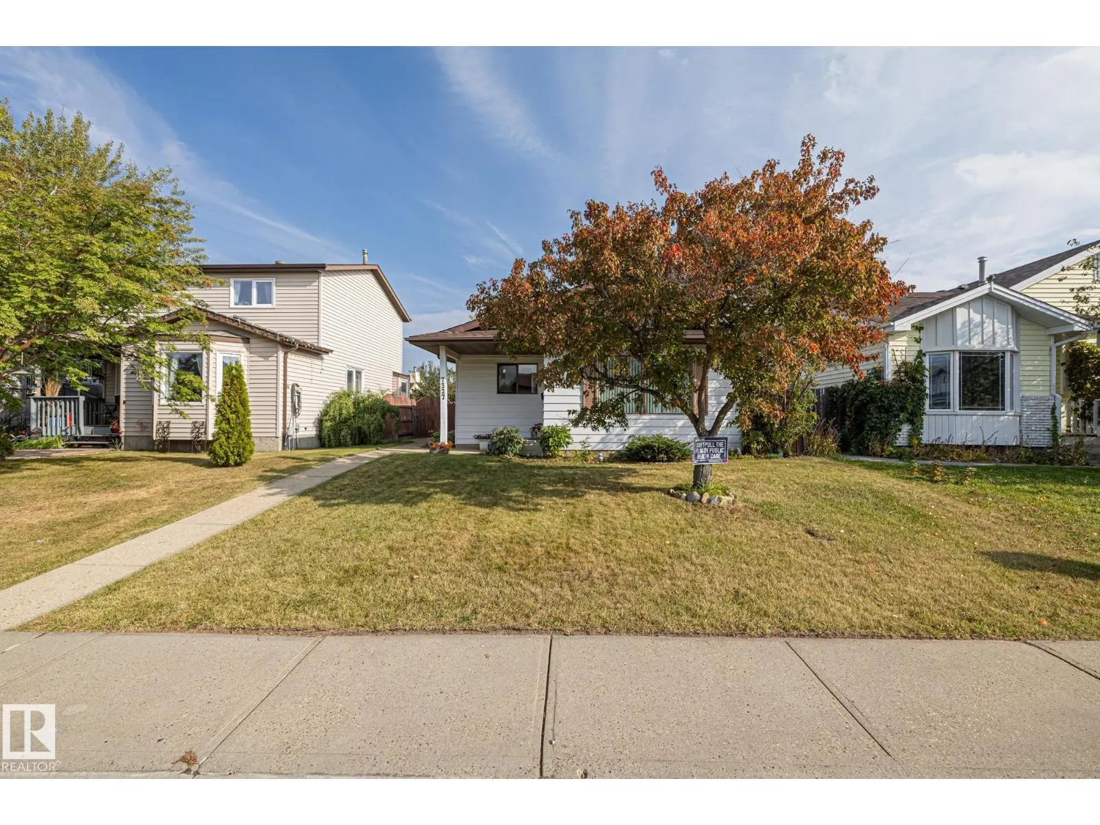 7327 189 ST NW NW