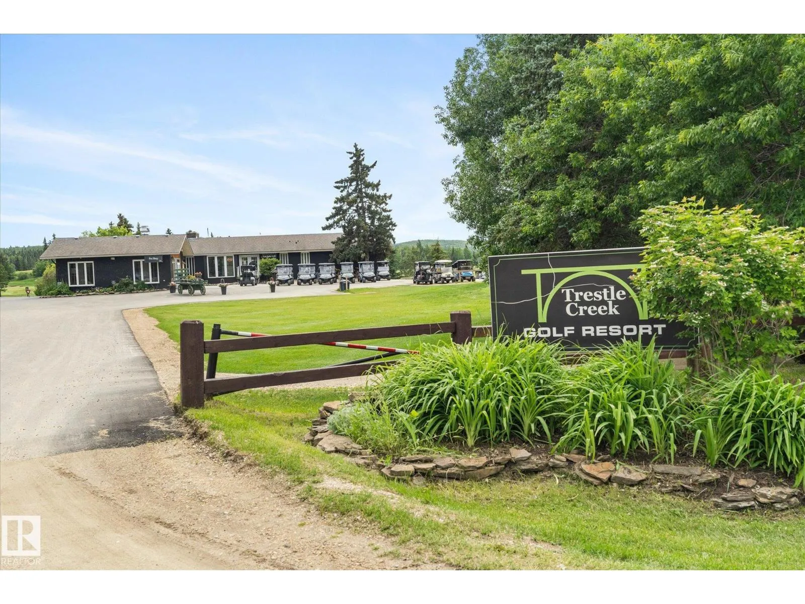 #183 53126 RGE ROAD 70