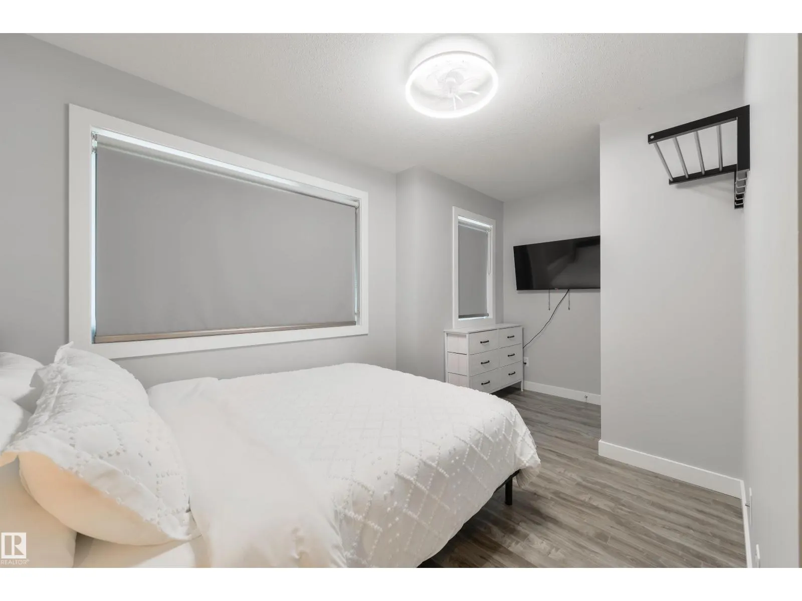 10511 154 ST NW